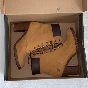 COPY - Timberland Heeled Boots